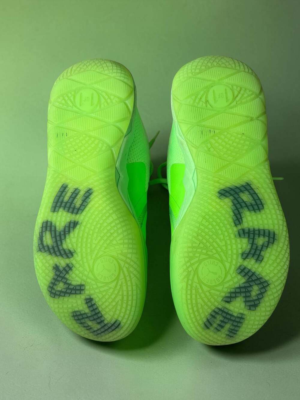Puma MB.01 Lo LaMelo Ball Green Gecko Neon Volt Basketball Shoes Men’s Size 9 - Picture 4 of 11